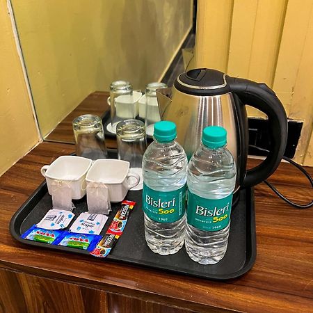 Gsm Hotel Vrindāvan Exteriör bild